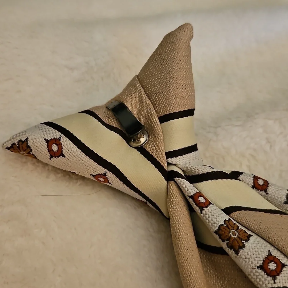 Vtg PRINCE BELLINI MCM Tan Striped Floral Clip-on Tie